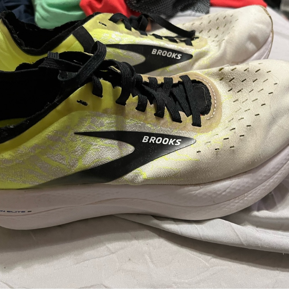 Brooks Hyperion Elite 2